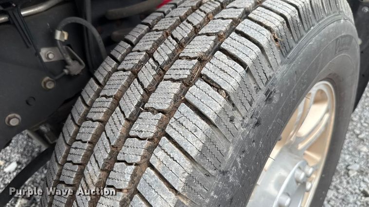 image for item GH9315 2012 Ford F250 Super Duty King Ranch Crew Cab pickup truck