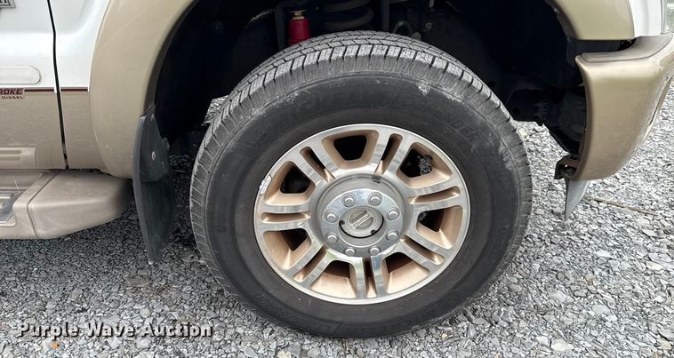 image for item GH9315 2012 Ford F250 Super Duty King Ranch Crew Cab pickup truck