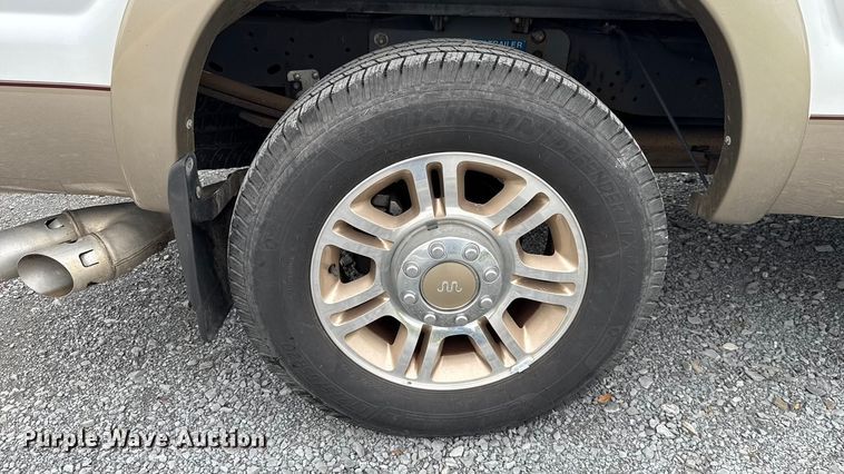 image for item GH9315 2012 Ford F250 Super Duty King Ranch Crew Cab pickup truck