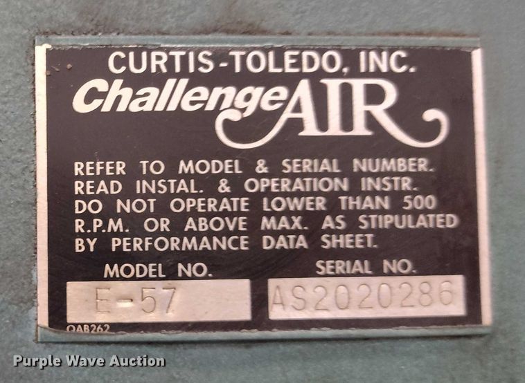 image for item IP9698 2002 Curtis 5E2VT8-A2 air compressor