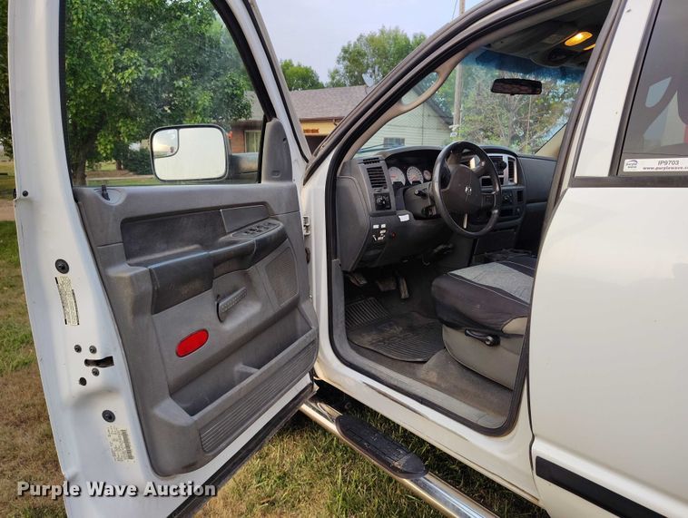 image for item IP9703 2007 Dodge Ram 2500 Big Horn Quad Cab pickup truck