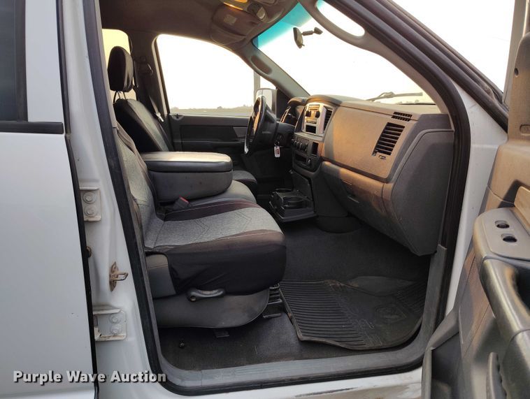 image for item IP9703 2007 Dodge Ram 2500 Big Horn Quad Cab pickup truck