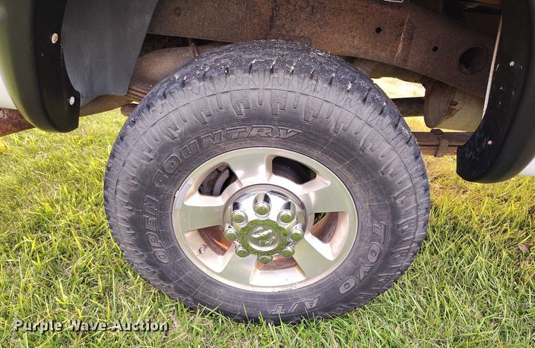 image for item IP9703 2007 Dodge Ram 2500 Big Horn Quad Cab pickup truck