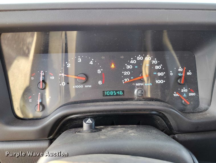 image for item IP9705 2002 Jeep Wrangler Sport SUV