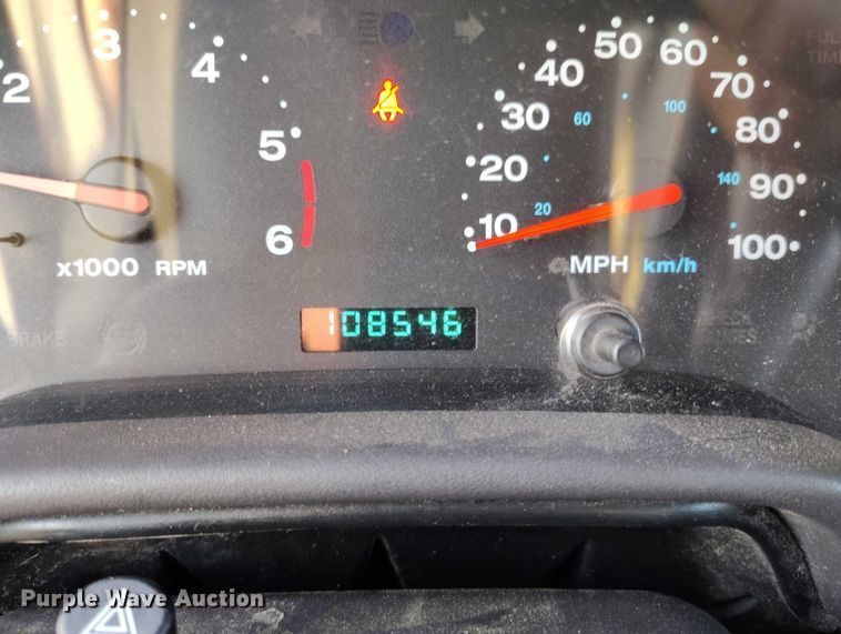 image for item IP9705 2002 Jeep Wrangler Sport SUV