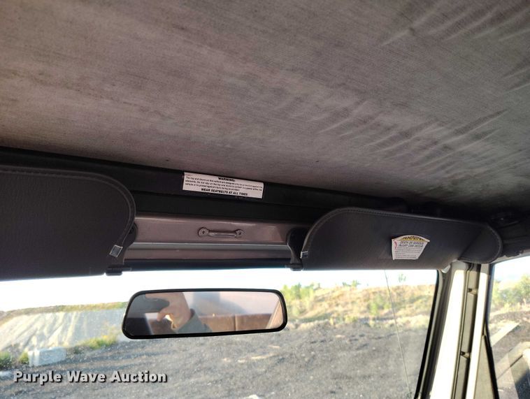 image for item IP9705 2002 Jeep Wrangler Sport SUV