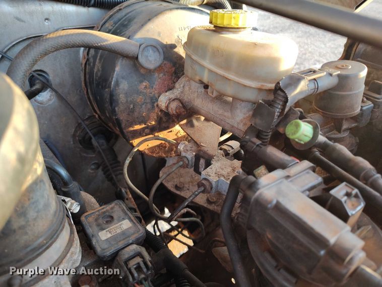 image for item IP9705 2002 Jeep Wrangler Sport SUV