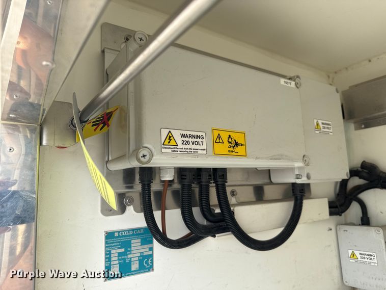 image for item NU9578 2021 Ford E450 Super Duty delivery truck