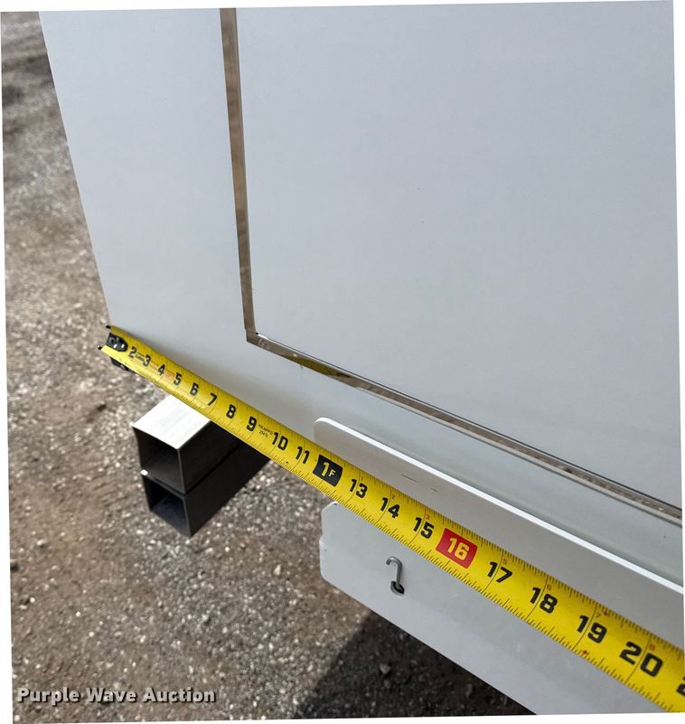 image for item NU9578 2021 Ford E450 Super Duty delivery truck