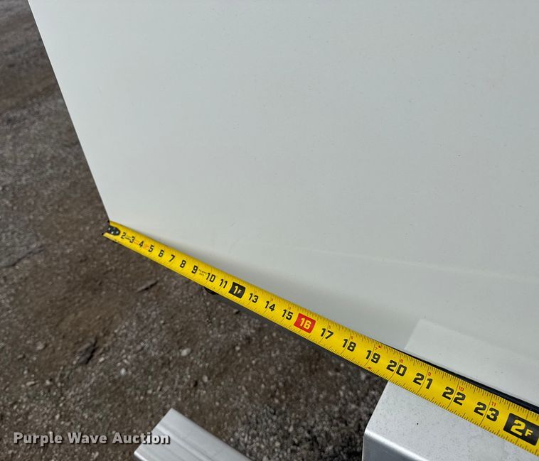 image for item NU9578 2021 Ford E450 Super Duty delivery truck