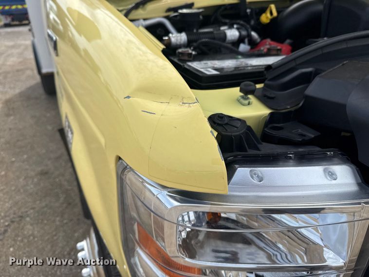 image for item NU9578 2021 Ford E450 Super Duty delivery truck