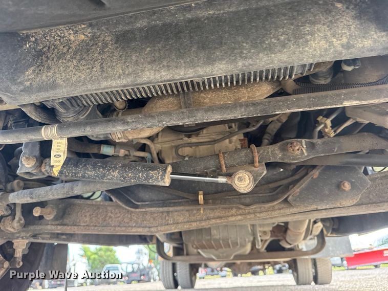 image for item NU9578 2021 Ford E450 Super Duty delivery truck