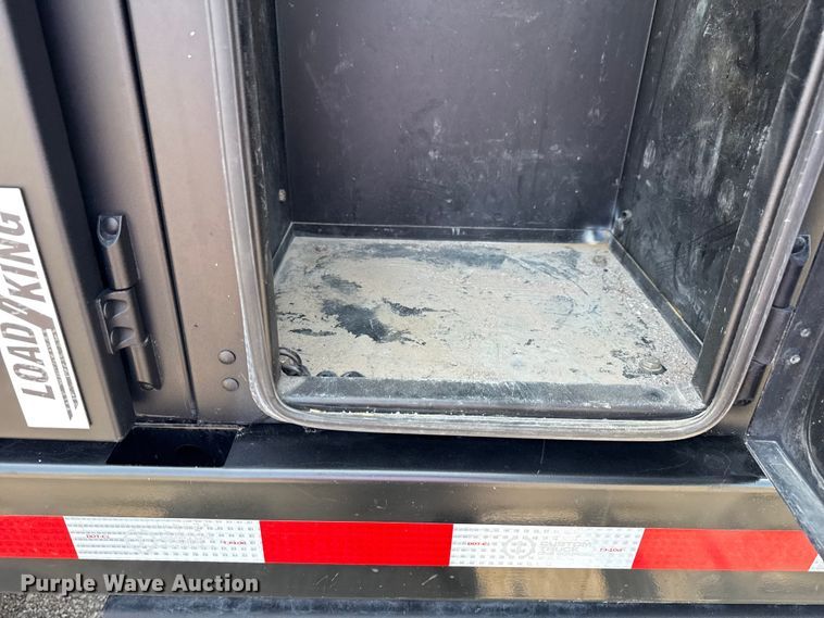 image for item NU9592 2022 Chevrolet Silverado 5500HD Crew Cab flatbed truck