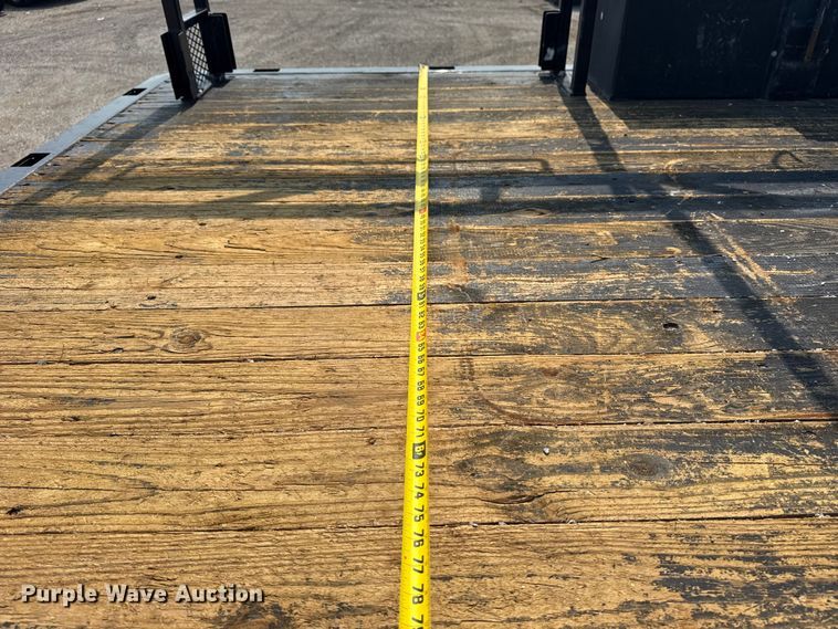 image for item NU9592 2022 Chevrolet Silverado 5500HD Crew Cab flatbed truck