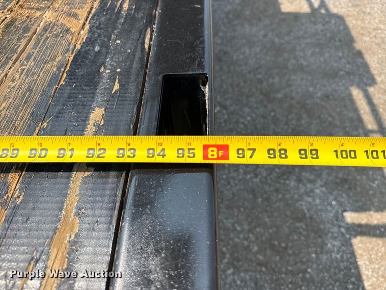 image for item NU9592 2022 Chevrolet Silverado 5500HD Crew Cab flatbed truck