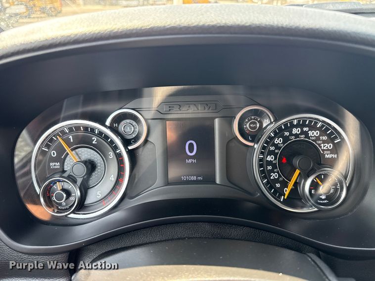 image for item NU9594 2022 RAM 5500 Crew Cab flatbed truck