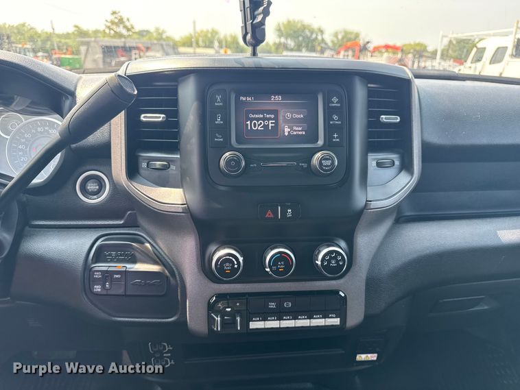 image for item NU9594 2022 RAM 5500 Crew Cab flatbed truck