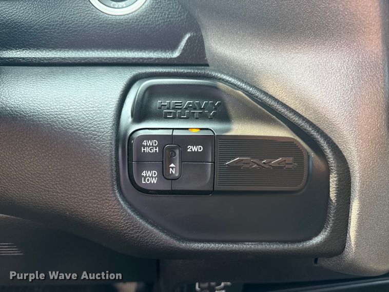 image for item NU9594 2022 RAM 5500 Crew Cab flatbed truck