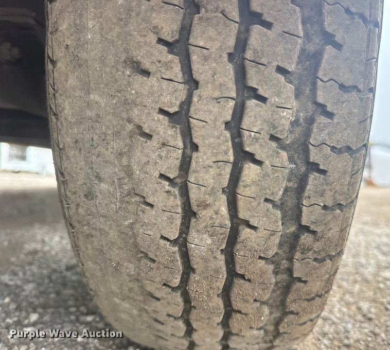 image for item NU9602 2008 Wells Cargo enclosed cargo trailer