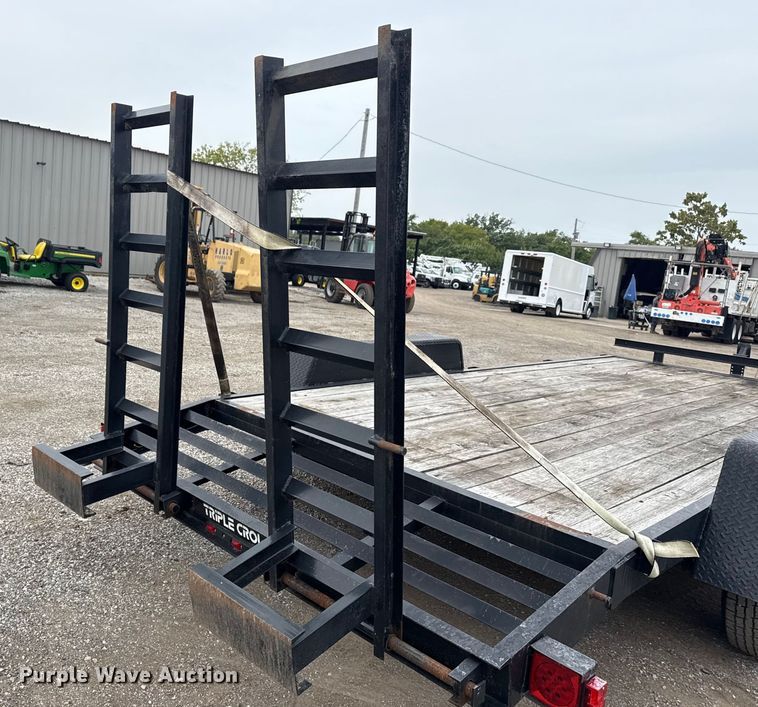 image for item NU9605 2022 Triple Crown Trailers EFC7X1810K utility trailer