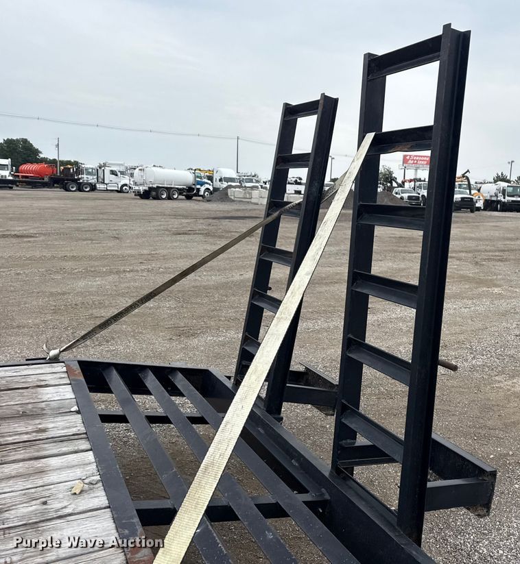 image for item NU9605 2022 Triple Crown Trailers EFC7X1810K utility trailer