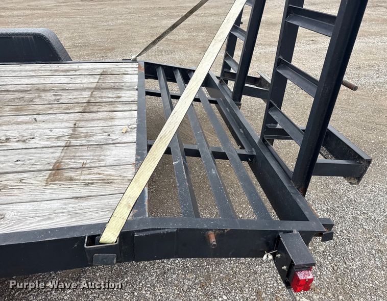 image for item NU9605 2022 Triple Crown Trailers EFC7X1810K utility trailer