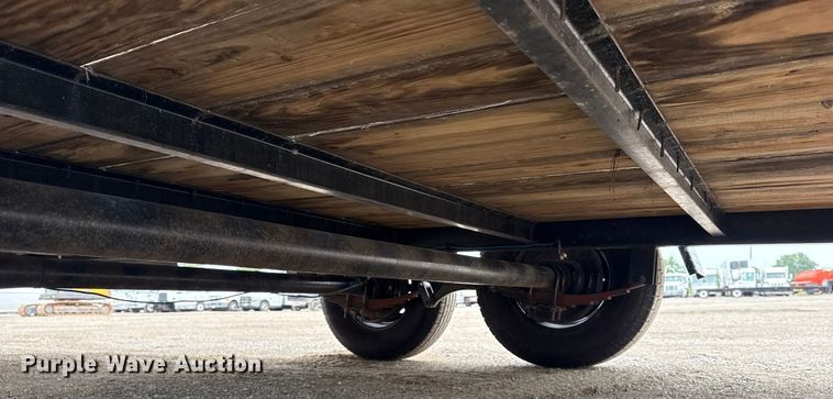 image for item NU9605 2022 Triple Crown Trailers EFC7X1810K utility trailer