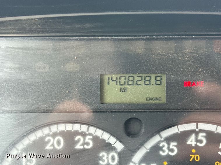 image for item NU9606 2011 Freightliner Business Class M2 propane delivery truck