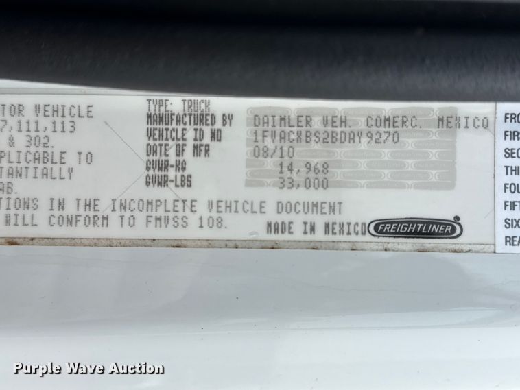 image for item NU9606 2011 Freightliner Business Class M2 propane delivery truck