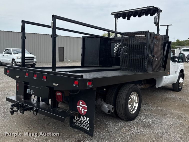 image for item NU9608 2012 Ford F350 Super Duty flatbed pickup truck