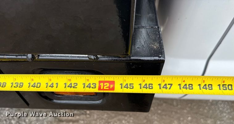 image for item NU9608 2012 Ford F350 Super Duty flatbed pickup truck