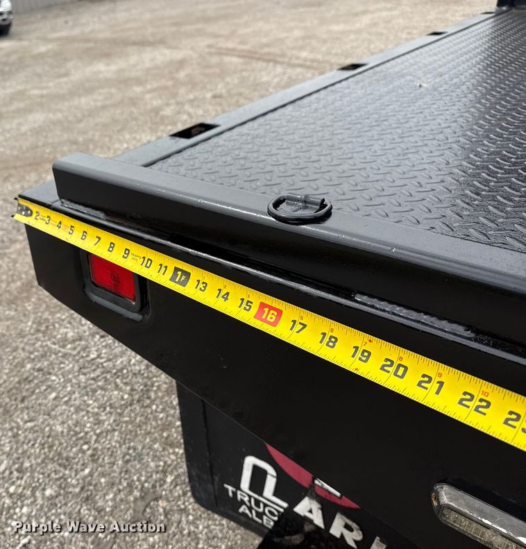 image for item NU9608 2012 Ford F350 Super Duty flatbed pickup truck