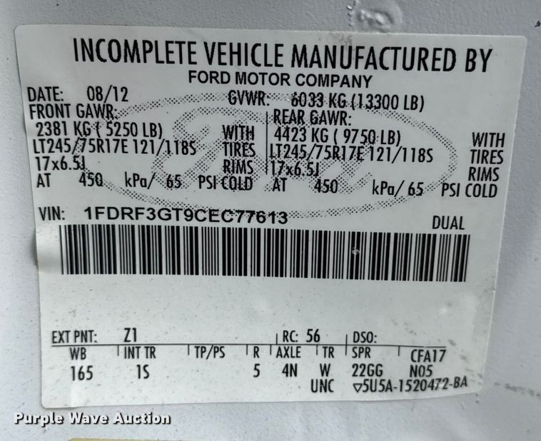 image for item NU9608 2012 Ford F350 Super Duty flatbed pickup truck