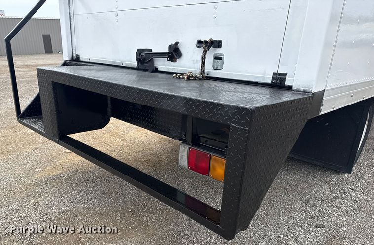 image for item NU9613 2012 Isuzu NPR box truck