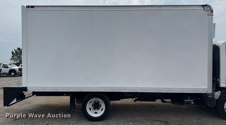 image for item NU9613 2012 Isuzu NPR box truck