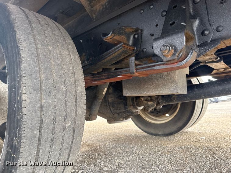 image for item NU9613 2012 Isuzu NPR box truck