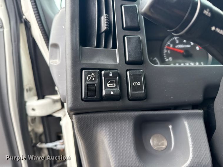 image for item NU9613 2012 Isuzu NPR box truck