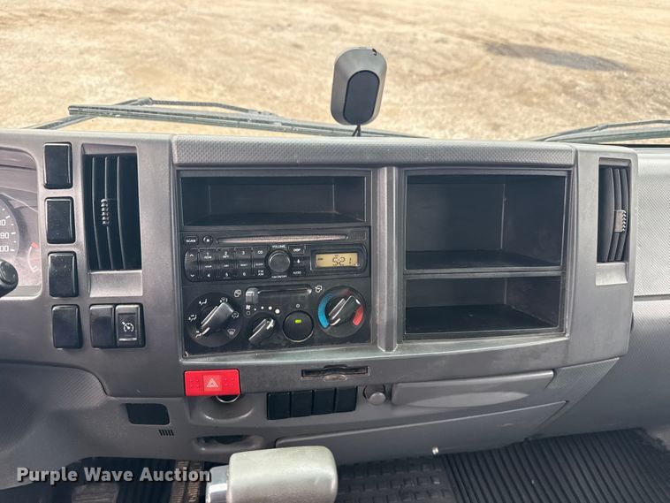 image for item NU9613 2012 Isuzu NPR box truck