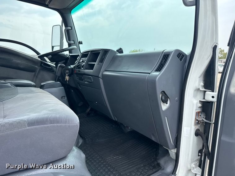 image for item NU9613 2012 Isuzu NPR box truck