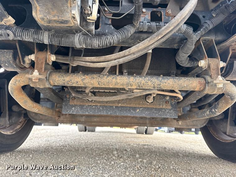 image for item NU9613 2012 Isuzu NPR box truck