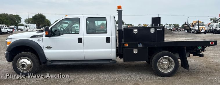 image for item NU9616 2016 Ford F550 Super Duty Crew Cab flatbed truck