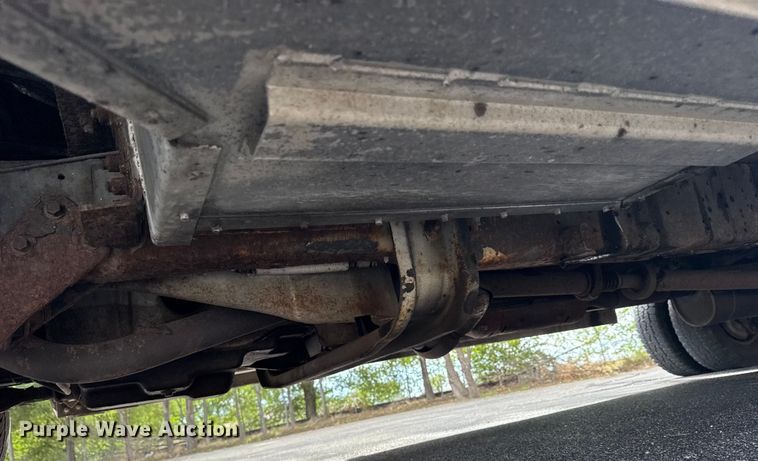 image for item OJ9929 2006 Ford E450 food truck