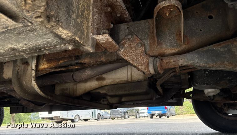 image for item OJ9929 2006 Ford E450 food truck