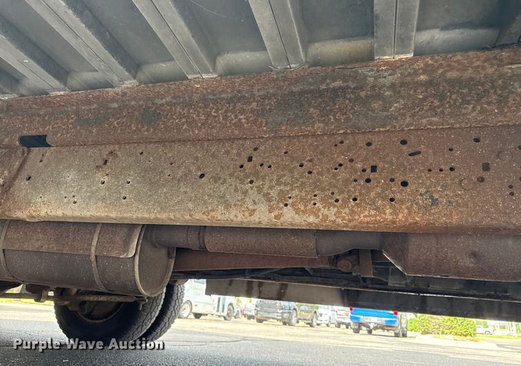 image for item OJ9929 2006 Ford E450 food truck