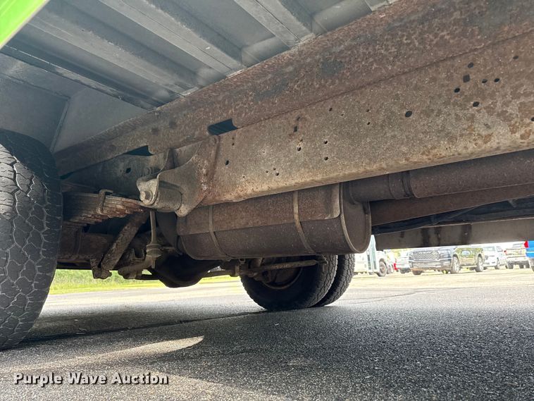 image for item OJ9929 2006 Ford E450 food truck