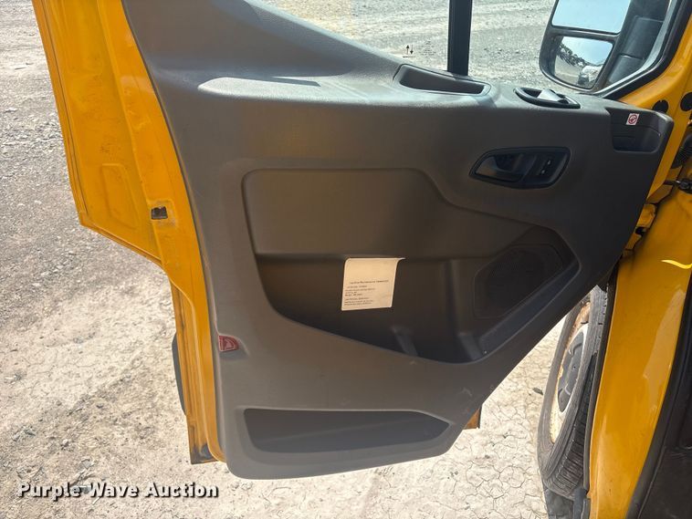 image for item YA0619 2020 Ford Transit 250 van