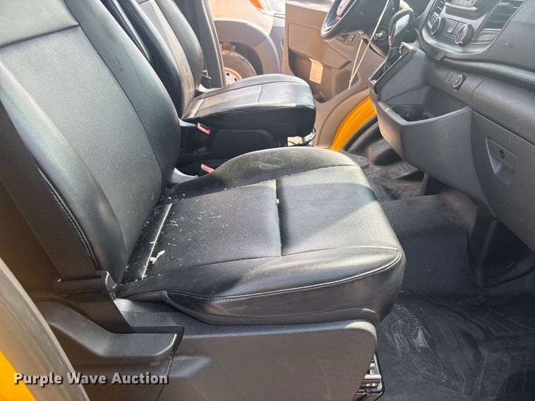 image for item YA0619 2020 Ford Transit 250 van