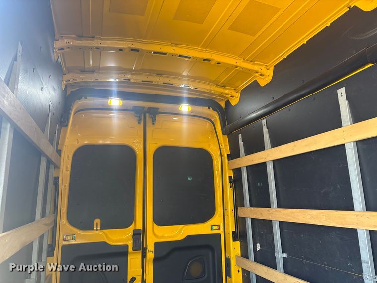 image for item YA0619 2020 Ford Transit 250 van