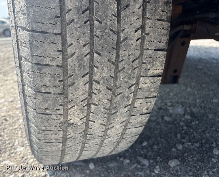 image for item YA0619 2020 Ford Transit 250 van