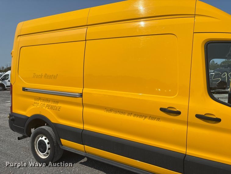 image for item YA0619 2020 Ford Transit 250 van